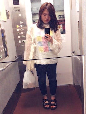 「WC（ダブル シー）のアイテム（ニット/セーター）」を使った、Karinさん（レディース・153cm）の春コーディネート