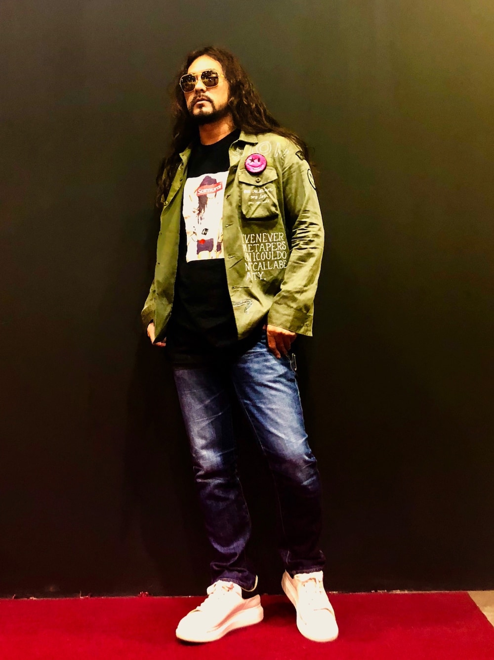 「military、militaryjacket、Tシャツ、ミリタリー、ミリタリージャケット、サムライ、samurai、ドバイ、Dubai」｜「maxsixのSamurai x Maxsix（ミリタリージャケット、グリーン系）」を使った、Joseph さん（メンズ・178cm）の夏コーディネートの1枚目の写真