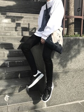 「Acne Studios（アクネストゥディオズ）のアイテム（スウェット、ホワイト系）」を使った、obakejyanaiyoさん（メンズ・172cm）の春コーディネート