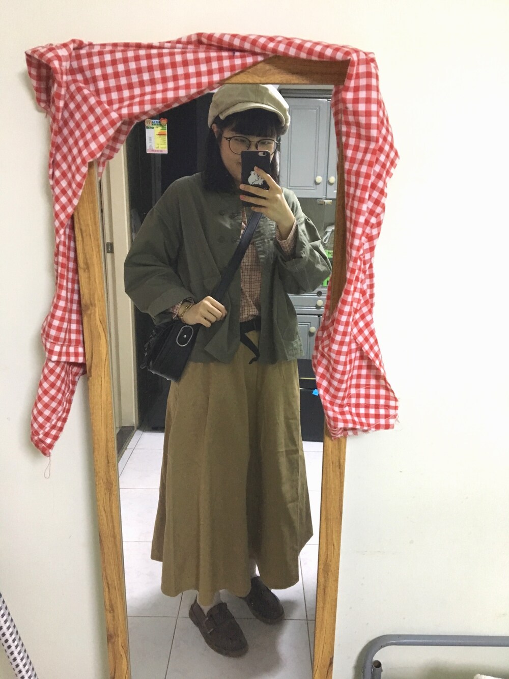 「工装、春、日常」｜「TOKYO BOPPERのアイテム（バッグ、ブラック系）」を使った、Elmoさん（レディース・157cm）の春コーディネートの1枚目の写真