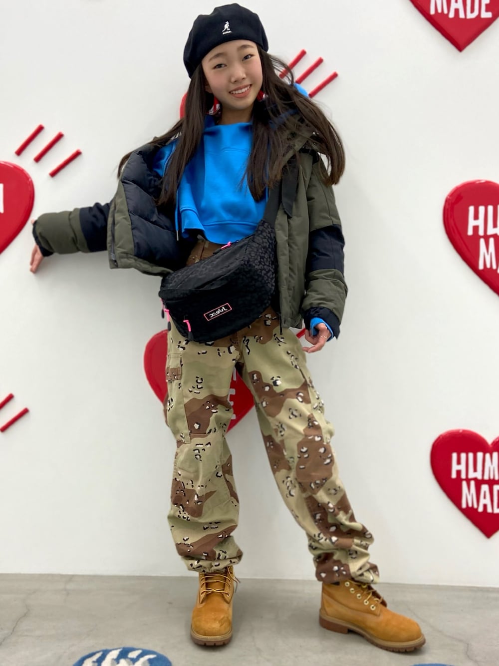 「私の推しブランド、HUMAN MADE、THE NORTH FACE、ダウンジャケット、キッズファッション、ダンス、デザートカモ、KANGOL、ハンチング」｜「X-girlのMILLS LOGO HIP BAG（ボディバッグ/ウエストポーチ、その他）」を使った、ゆちゃぴ♡さん（キッズ・149cm）の冬コーディネートの1枚目の写真