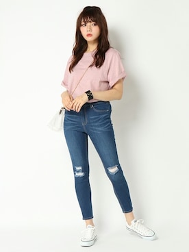 「バックプリント」｜「アイテム（デニムパンツ）」を使った、COX公式オンラインモデルさん（レディース・162cm）の夏コーディネート