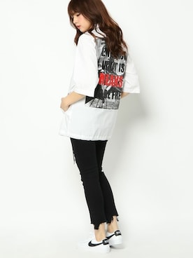 「バックプリント」｜「アイテム（ジャケット/アウター）」を使った、COX公式オンラインモデルさん（レディース・162cm）の春コーディネート