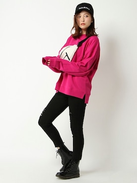 「アイテム（スウェット、ピンク系）」を使った、COX公式オンラインモデルさん（レディース・162cm）の秋コーディネート