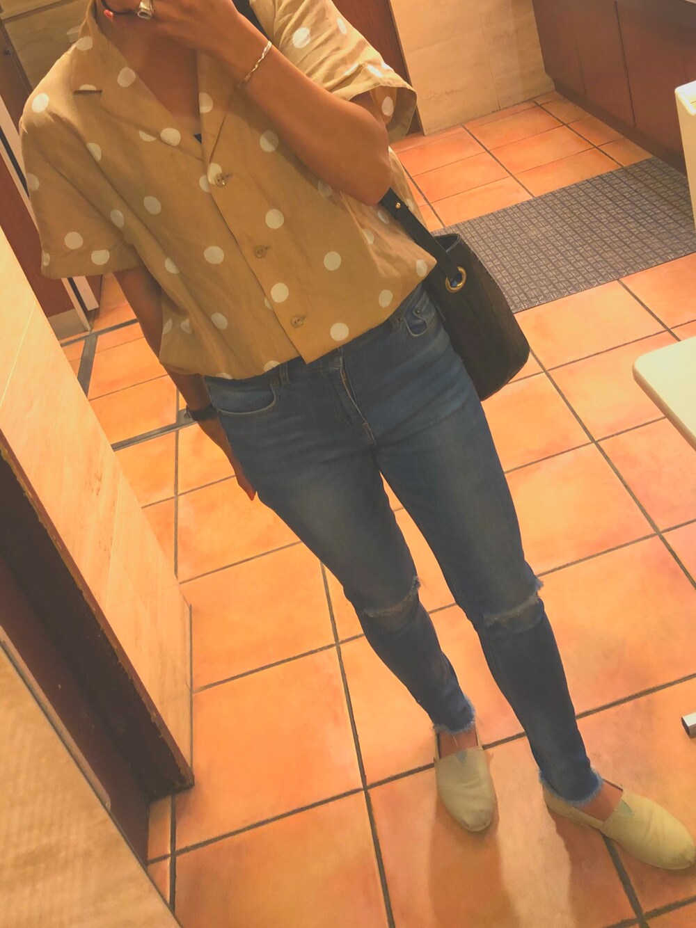 「夏、オトナカジュアル、リネン、開襟シャツ、JEANASiS、moussy、toms」｜「MOUSSYのHALF SLEEVE LINEN DOT SHIRT（シャツ/ブラウス、ベージュ系）」を使った、rnさん（レディース・153cm）の夏コーディネートの1枚目の写真