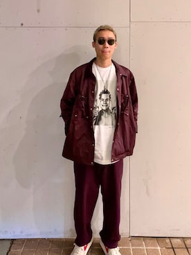 「MONKEY TIME（モンキータイム）のアイテム（チノパンツ）」を使った、Eddy Liaoさん（メンズ・172cm）の春コーディネート