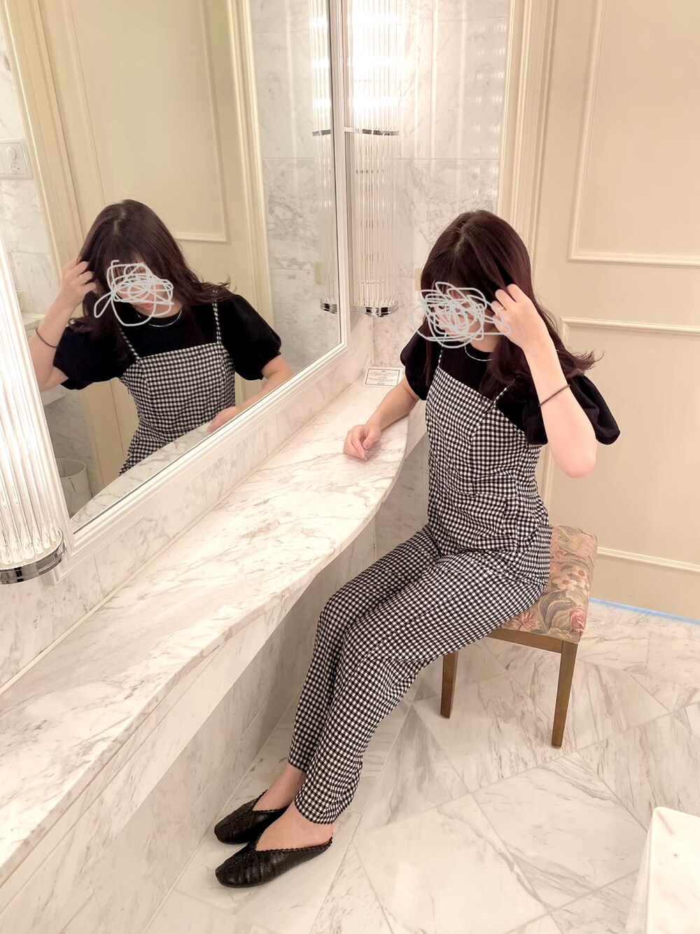 「GRLのパフスリーブニットトップス（ニット/セーター、ブラック系）」を使った、NARACHANさん（レディース・165cm）の春コーディネートの1枚目の写真