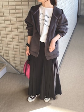 「袖ボリューム」｜「アイテム（パーカー）」を使った、Ⓜ︎さん（レディース・158cm）の春コーディネート