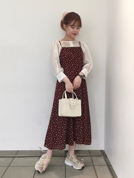 「Heather（ヘザー）のシアーラメパフソデブラウス（トップス、ホワイト系）」を使った、ホナミさん（レディース・154cm）の夏コーディネート
