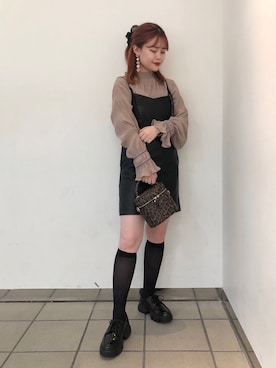 「Heather（ヘザー）のフェイクレザーミニワンピース　895140（ワンピース、ブラック系）」を使った、ホナミさん（レディース・154cm）の秋コーディネート