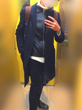 「UNIQLO（ユニクロ）のWOMEN ウルトラストレッチジーンズ（デニムパンツ）」を使った、Zackeyさん（メンズ・180cm）の秋コーディネート