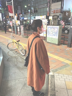 「バーバリー」｜「アイテム（ステンカラーコート）」を使った、パンプキンジョーさん（メンズ・163cm）の冬コーディネート