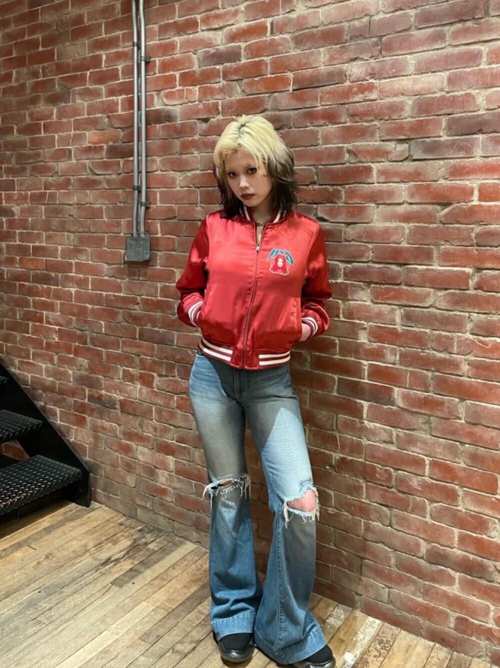 「HYSTERIC GLAMOURのローライズフレアデニムパンツ（デニムパンツ、ブルー系）」を使った、k_n_e0819さん（レディース・158cm）の冬コーディネートの1枚目の写真
