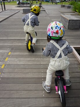 「ストライダー」｜「アイテム（オールインワン・サロペット）」を使った、3BOYS⑅◡̈*🐒さん（キッズ・90cm）の秋コーディネート