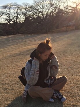 「GIVENCHY（ジバンシイ）のアイテム（イヤリング）」を使った、ZJZさん（レディース・160cm）の冬コーディネート