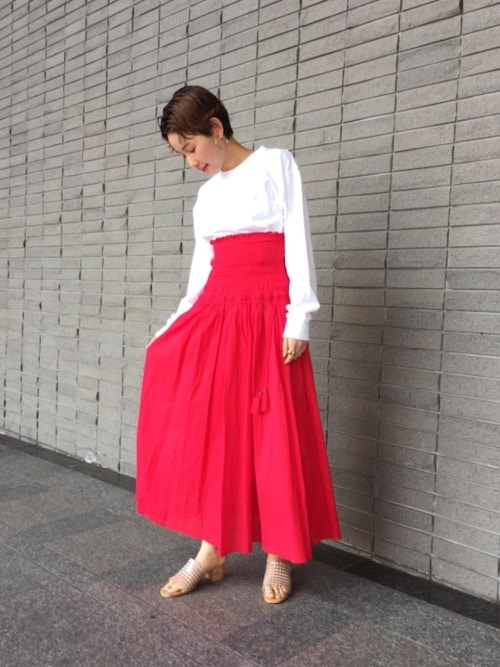 Mikiko Uda ビューティ ユース ユナイテッドアローズ 岡山店 Beauty Youth United Arrowsのスカートを使ったコーディネート Wear