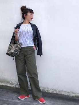 「アイテム（ライダースジャケット）」を使った、acoさん（レディース・158cm）の秋コーディネート