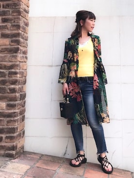 「アイテム（ゴールド系）」を使った、acoさん（レディース・158cm）の春コーディネート