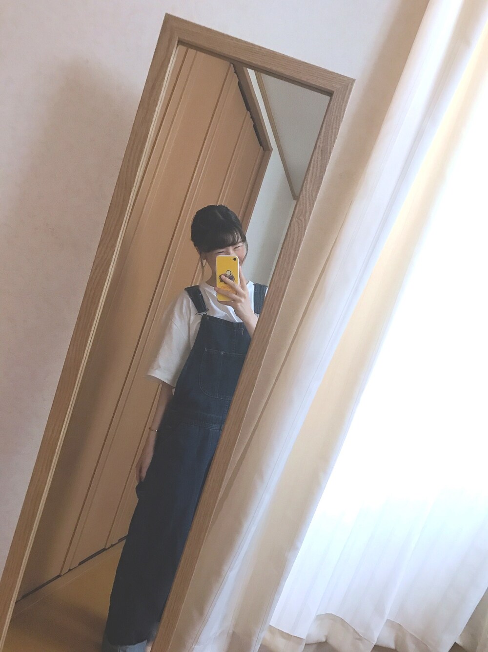 「カジュアルコーデ、シンプルコーデ、RETRO GIRL」｜「RETRO GIRLのアイテム（オールインワン・サロペット、ブルー系）」を使った、あちゃんさん（レディース・158cm）の冬コーディネートの1枚目の写真