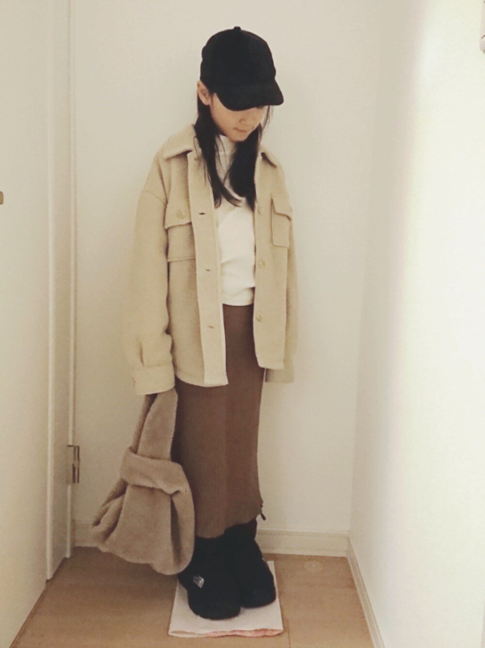 「年末WEAR感謝祭、kids、キッズコーデ、キャップ、CPOジャケット、タイトスカート、ヌプシ」｜「THE NORTH FACEのTHE NORTH FACE W NUPTSE WOOL SHOR (TNFﾌﾞﾗｯｸ)（ブーツ、ブラック系）」を使った、erimomoさん（キッズ・132cm）の冬コーディネートの1枚目の写真