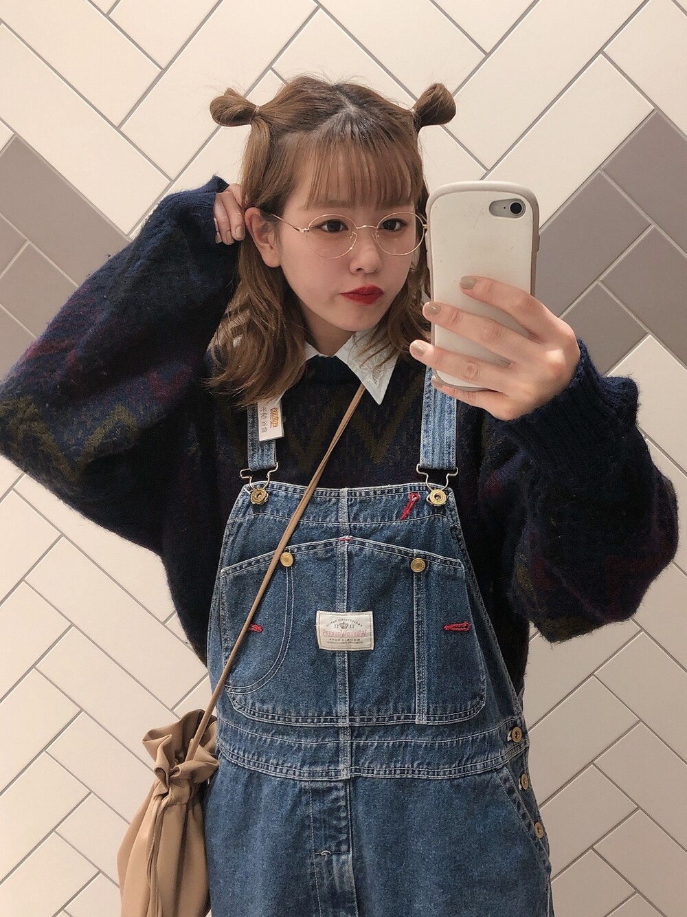 「古着、古着女子、古着好きな人と繋がりたい、古着MIX、古着屋、古着男子、オーバーオール、デニム、柄ニット、ニット」｜「spinns vintageのアイテム（ニット/セーター、ブルー系）」を使った、kuraさん（レディース・152cm）の冬コーディネートの1枚目の写真
