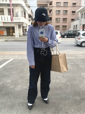 「LOWRYS FARM（ローリーズファーム）のCONEハイライズワイドデニム　800874（デニムパンツ）」を使った、まなてぃ。さん（レディース・164cm）の春コーディネート