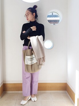 「パープル×黒」｜「アイテム（ファッション雑貨）」を使った、きゃのさん（レディース・155cm）の秋コーディネート