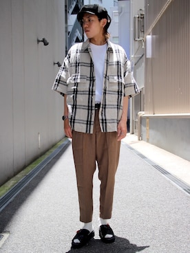 「tk.TAKEO KIKUCHI（ティーケータケオキクチ）のアイテム（シューズ）」を使った、tk.TAKEO KIKUCHIあべのQ'smallさん（メンズ・178cm）の夏コーディネート