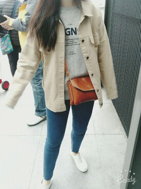 「NET（ネット）のアイテム（Tシャツ/カットソー、グレー系）」を使った、cincinさん（レディース・160cm）の冬コーディネート