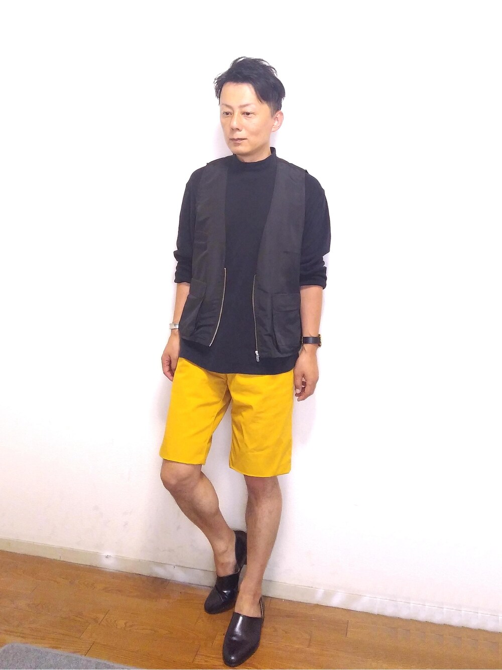 「シンプル、休日スタイル、革靴、プチプラ、きれいめカジュアル、ootd、低身長、オトナカジュアル、秋コーデ、おしゃれさんと繋がりたい」｜「WEGOのWEGO/ナイロンZIPベスト（ベスト、ブラック系）」を使った、nunuhomme【アラフィフ】さん（メンズ・166cm）の秋コーディネートの1枚目の写真