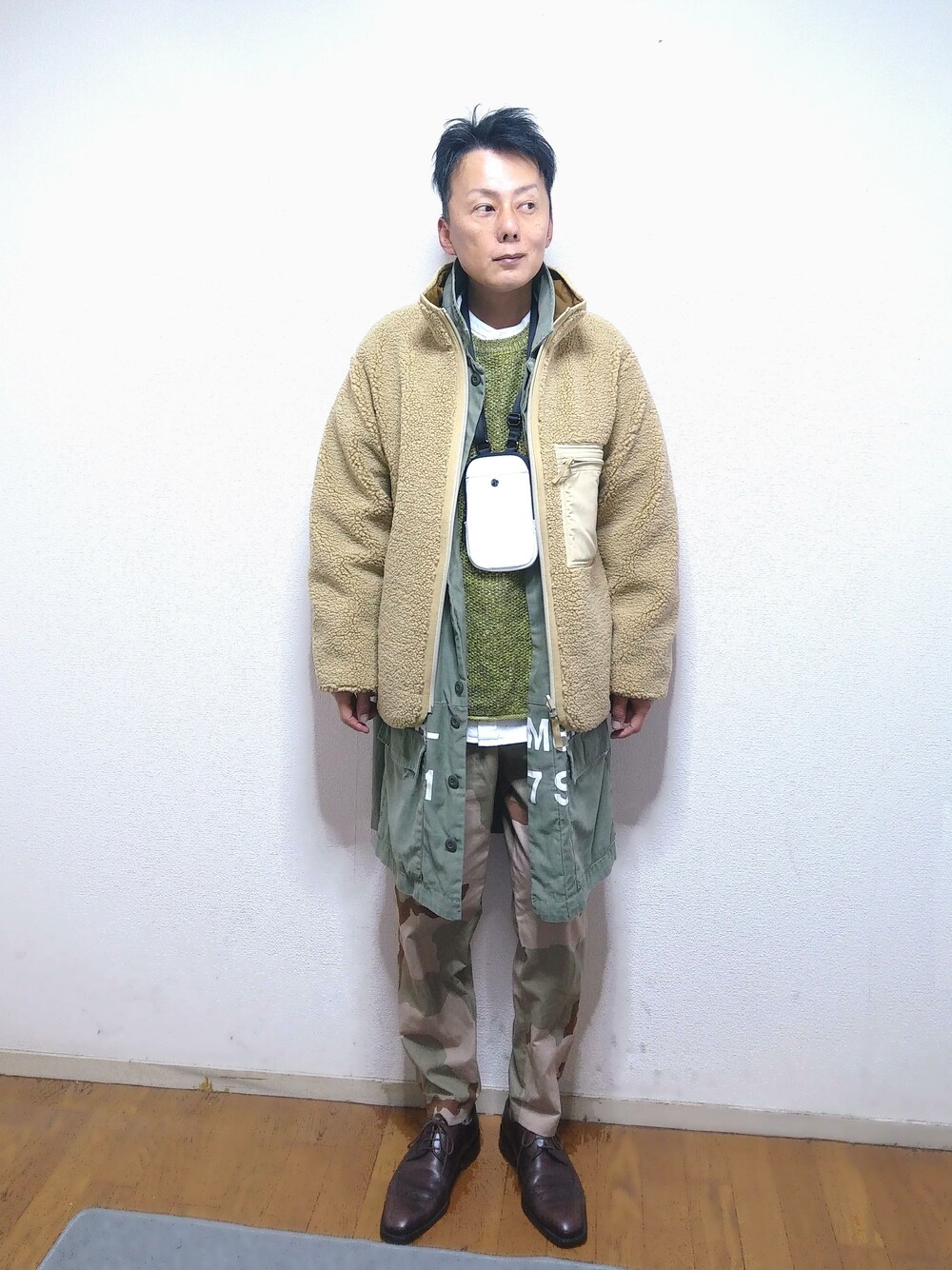 「大人カジュアル、冬、ボアジャケット、ootd、プチプラコーデ、アウターONアウター、低身長、アラフィフ、おしゃれさんと繋がりたい、冬アウター着回しチャレンジ」｜「UNIQLOのボアフリースリバーシブルジャケット（長袖）（その他アウター、ベージュ系）」を使った、nunuhomme【アラフィフ】さん（メンズ・166cm）の冬コーディネートの1枚目の写真