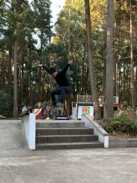 「HUF」｜「アイテム（スリッポン）」を使った、𝓒𝓱𝓲𝓴𝓪𝓼𝓪さん（メンズ・171cm）の冬コーディネート