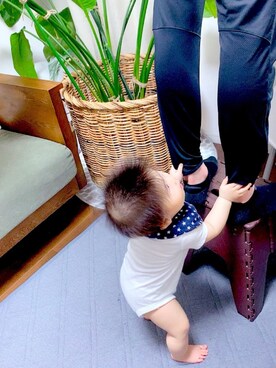 「アイテム（ロンパース）」を使った、m21ketpupuさん（キッズ・70cm）の春コーディネート