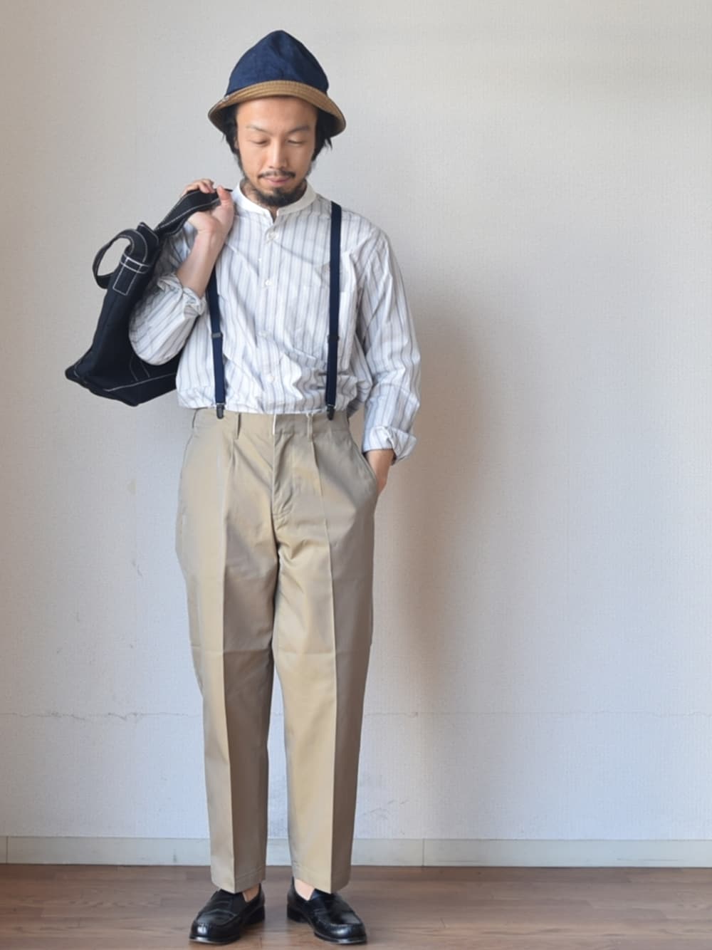 その他のベスト、その他のブルゾンを着用したメンズの春コーディネートの1枚目の写真