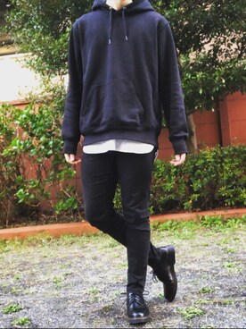 「GU（ジーユー）のアイテム（パーカー、ブラック系）」を使った、のぶてつさん（メンズ・173cm）の春コーディネート