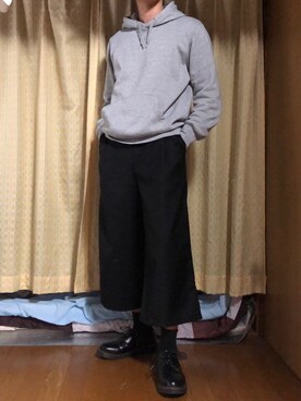 「neos（ネオス）のアイテム（スラックス）」を使った、のぶてつさん（メンズ・173cm）の春コーディネート