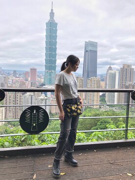 「丹寧」｜「アイテム（ブーツ）」を使った、Katie Katさん（レディース・166cm）の春コーディネート