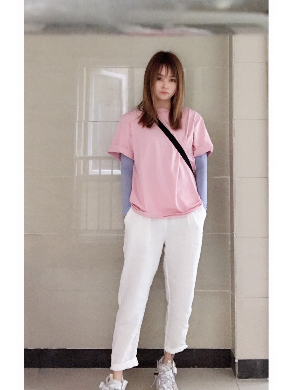 「VKのアイテム（Tシャツ/カットソー、ピンク系）」を使った、Black布利さん（レディース・163cm）の秋コーディネートの1枚目の写真