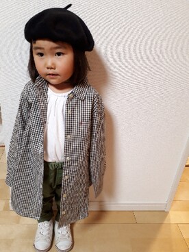 「3coins（3coins）のアイテム（ハンチング/ベレー帽、ブラック系）」を使った、Natsuさん（キッズ・90cm）の冬コーディネート