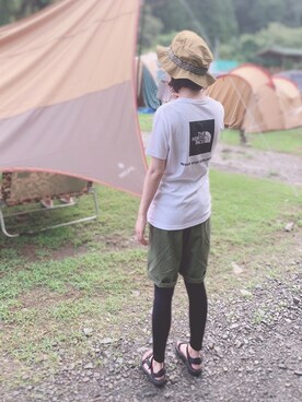 レギンス スパッツを使った キャンプ の人気ファッションコーディネート Wear