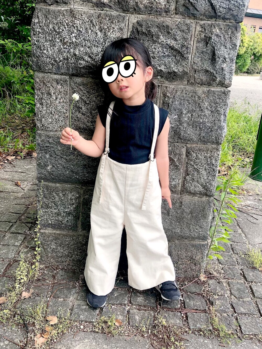 「休日スタイル、カジュアル、シンプル」｜「GLOBAL WORKのアイテム（タンクトップ、ブラック系）」を使った、ゆんさん（キッズ・100cm）の春コーディネートの1枚目の写真