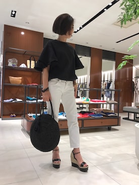 「CRUCIANI（クルチアーニ）のアイテム（アクセサリー）」を使った、Yoko  Ishibashiさん（レディース・153cm）の春コーディネート