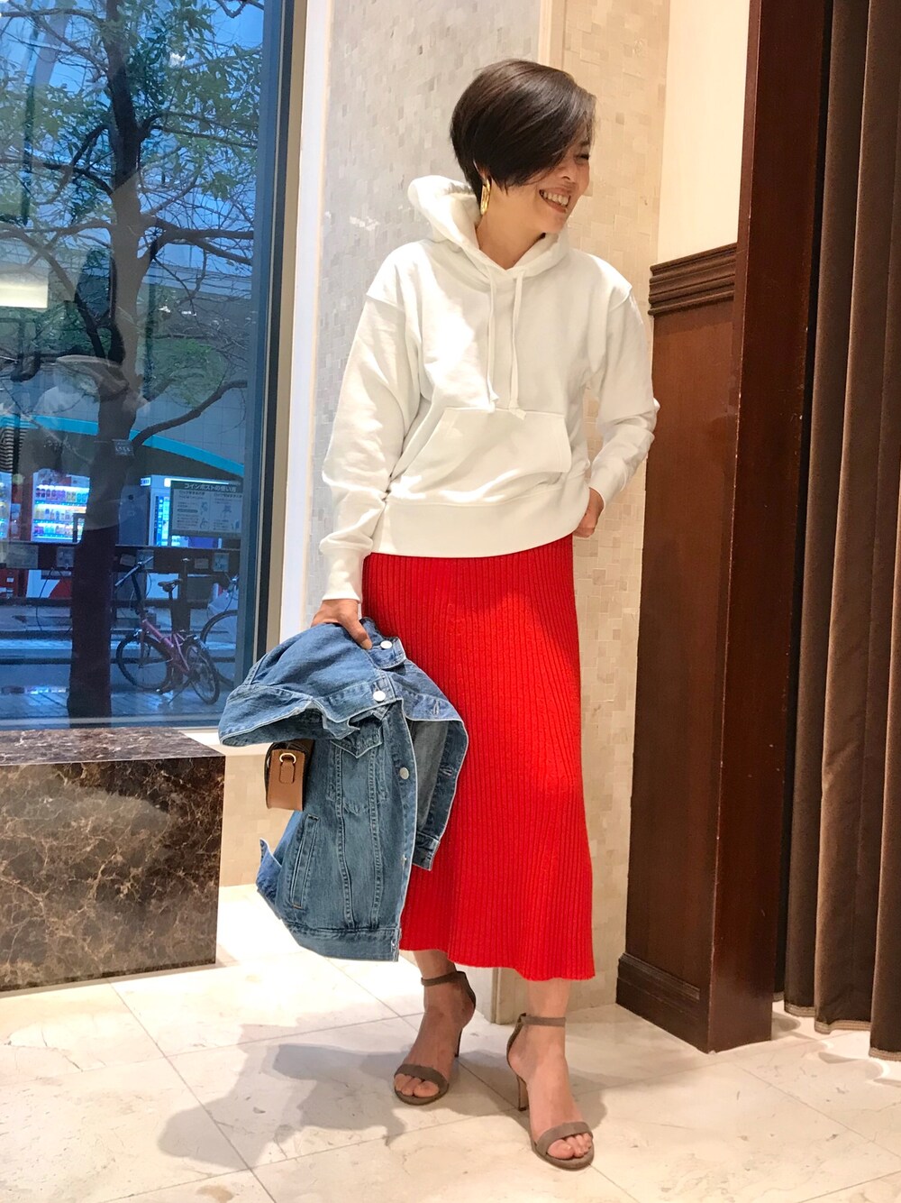 Yoko  Ishibashiさんの「3Dメリノリブスカート＋E（UNIQLO）」を使ったコーディネート