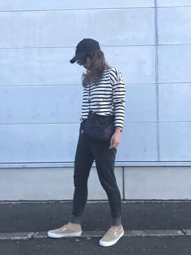 「TODAYFUL（トゥデイフル）のポケットナイロンサコッシュ（ボディバッグ/ウエストポーチ）」を使った、Rabi*さん（レディース・158cm）の秋コーディネート