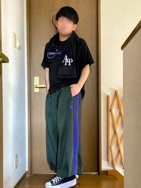 「AFTERHOMEWORK（アフターホームワーク）のアイテム（トップス）」を使った、KARUBIさん（メンズ・166cm）の夏コーディネート