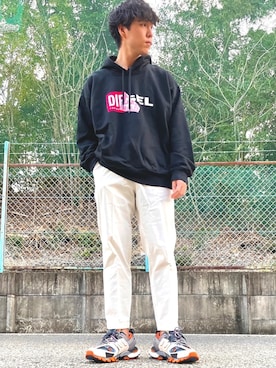 「UNIQLO（ユニクロ）のEZYアンクルパンツ（2WAYストレッチ・丈長め76cm）（その他パンツ）」を使った、けろちゃんさん（メンズ・179cm）の春コーディネート