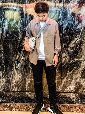 「plain-me（プレインミー）のアイテム（ショルダーバッグ）」を使った、賴暄さん（メンズ・163cm）の冬コーディネート