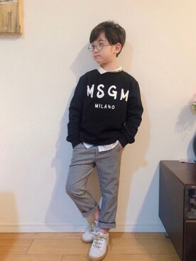 「MSGM（エムエスジーエム）のアイテム（スウェット）」を使った、Mさん（キッズ・120cm）の春コーディネート