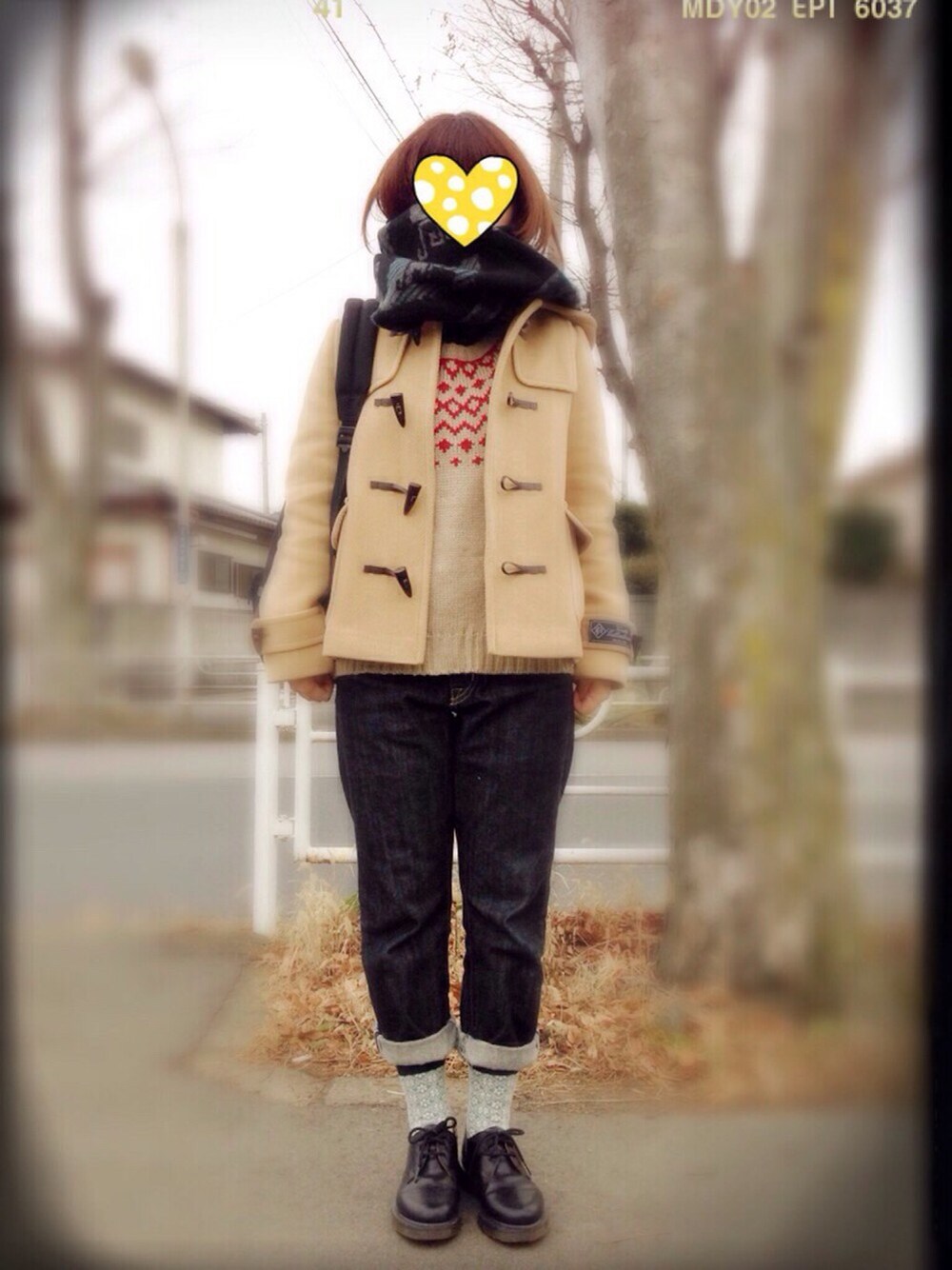 「インディゴデニム、ダッフルコート、Dr.Martens、キャメルアウター」｜「BEAUTY&YOUTH UNITED ARROWSのBYBC ∵パイルメルトンショートダッフル/ベージュ（ダッフルコート、ベージュ系）」を使った、きゃみさん（レディース・154cm）の冬コーディネートの1枚目の写真