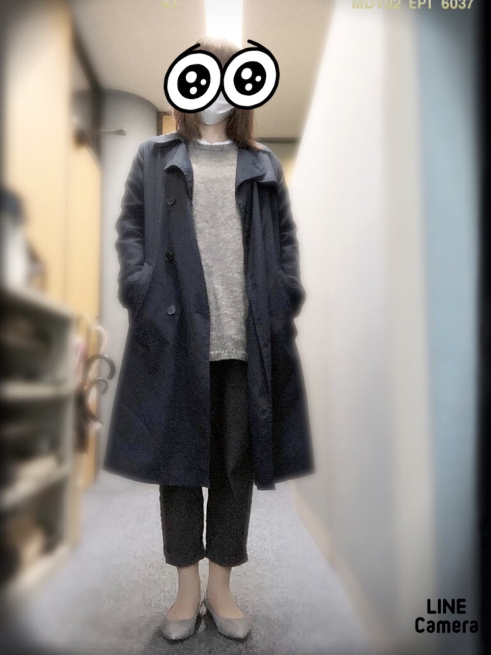 「シンプル、低身長コーデ、トレンチコート、スプリングニット、ペタンコ靴、パンプス、ロックポート(ROCKPORT)」｜「Another Editionのリヨセルコットントレンチコート/AEBFC R/C 　TRENCH◆（トレンチコート、ブルー系）」を使った、きゃみさん（レディース・154cm）の春コーディネートの1枚目の写真